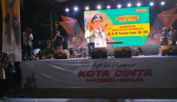 Resmi dibuka oleh Wali Kota Parepare, Taufan Pawe. Parepare Fair hadirkan 40 tenan UMKM dari 73 tenan yang disediakan oleh panitia. (Dok. PORTALINSIDEN)