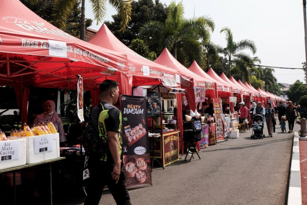 UMKM menjadi salah satu fokus dari Virajati Expo sebagai rangkaian dari HUT ke-72 Sesko AD. Hal ini sejalan dengan upaya pemulihan ekonomi pascapandemi. (Dok. Humas Kota Bandung)