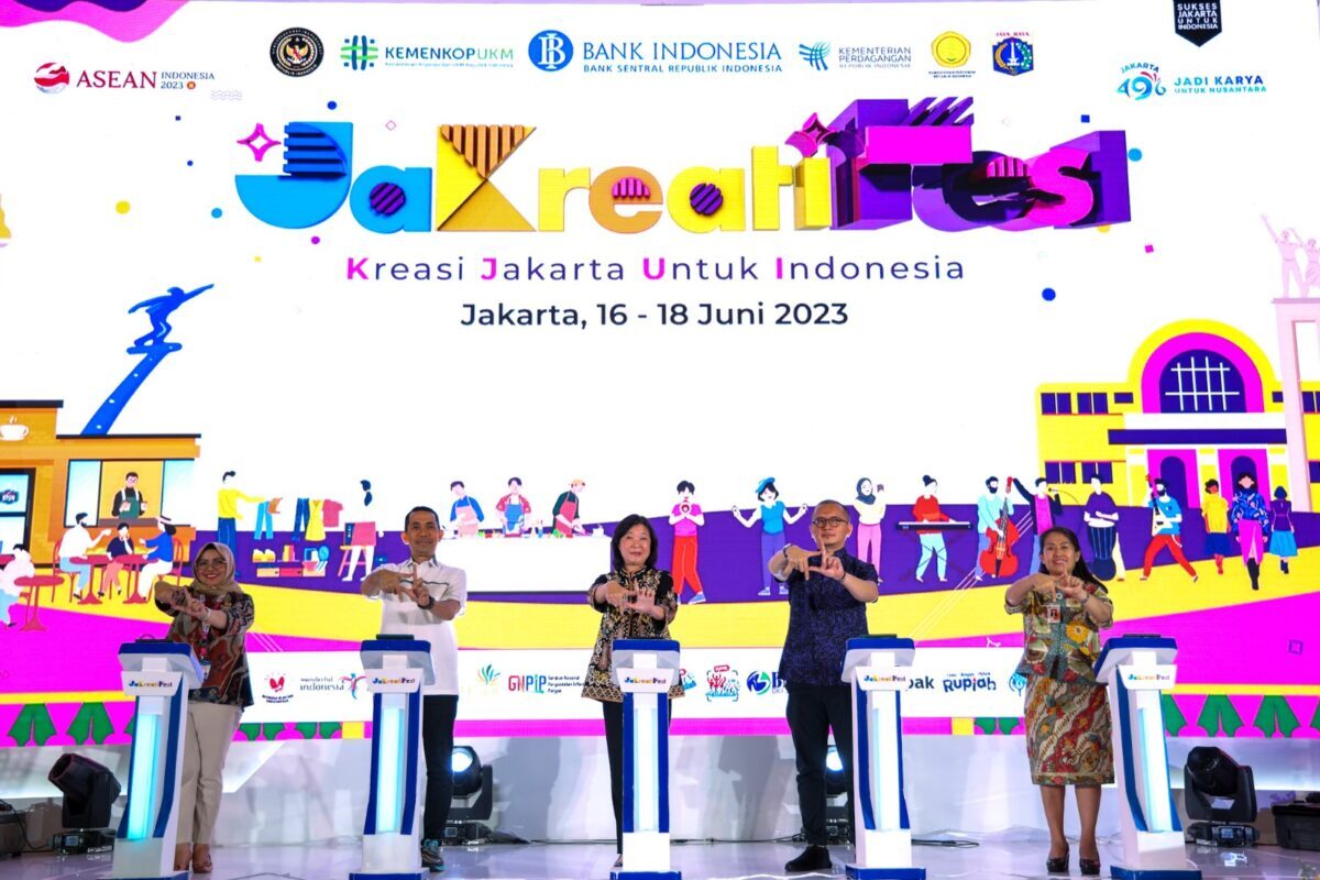 JaKreatiFest (JKF) 2023 menjadi wadah pemberdayaan UMKM dalam rangka pemulihan ekonomi pascapandemi COVID-19, seiring dengan meningkatnya daya beli masyarakat. (Dok.Kementerian Koperasi dan UKM)