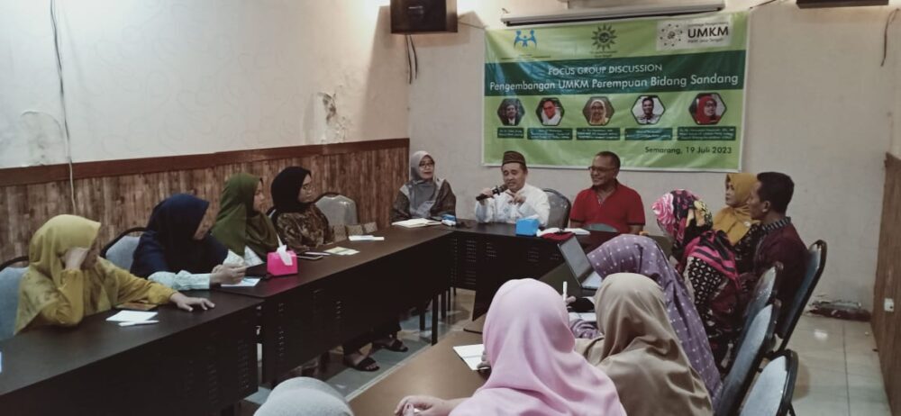 Kampus Ramah UMKM yang sedang berjalan di Universitas Muhammadiyah Purwokerto ini akan segera dikembangkan di universitas besar Muhammadiyah lainnya di Jawa Tengah. (Pranoto/Elshinta)
